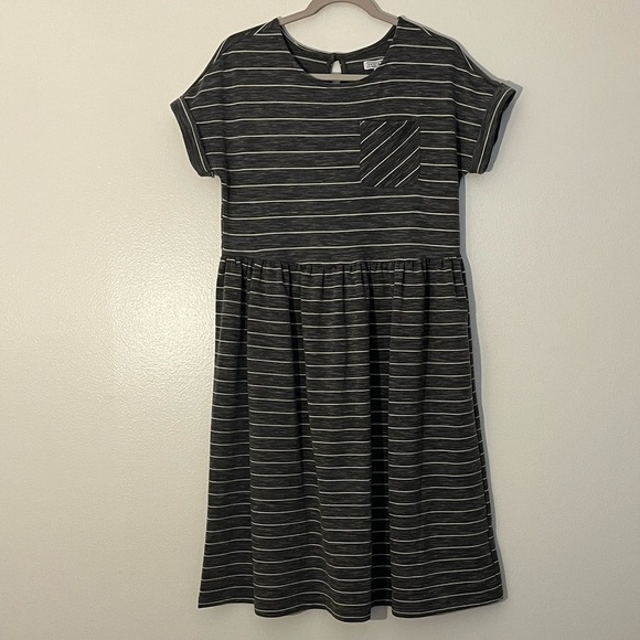 Sweet Salt | Striped Heather gray & white midi dress Women’s size S modest - Picture 8 of 8